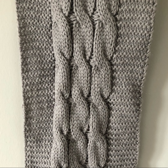 Jessica Grey Knit Scarf - Picture 7 of 7